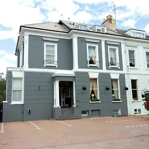 https://butlers.tophotelsbath.com